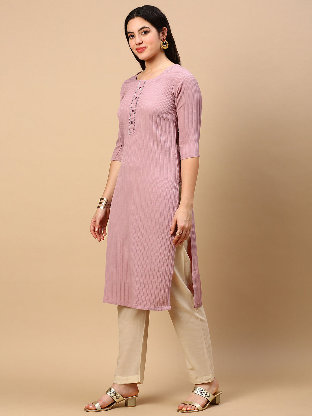 Women's Mauve Solid Straight Kurta