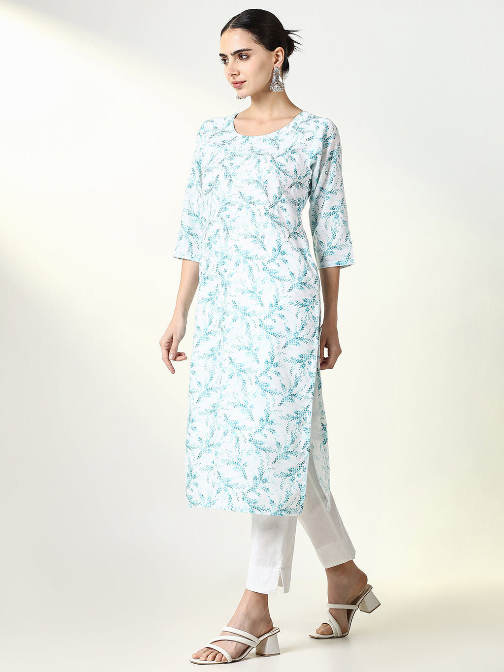 Women's White Floral Straight Kurta