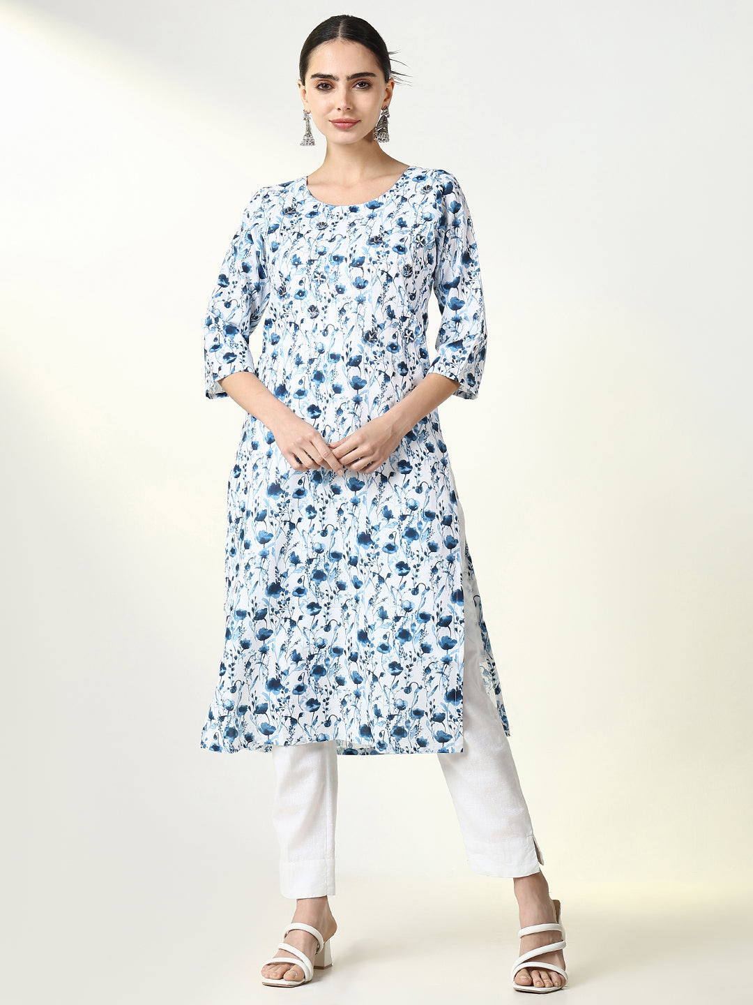 Women's White Floral Straight Kurta