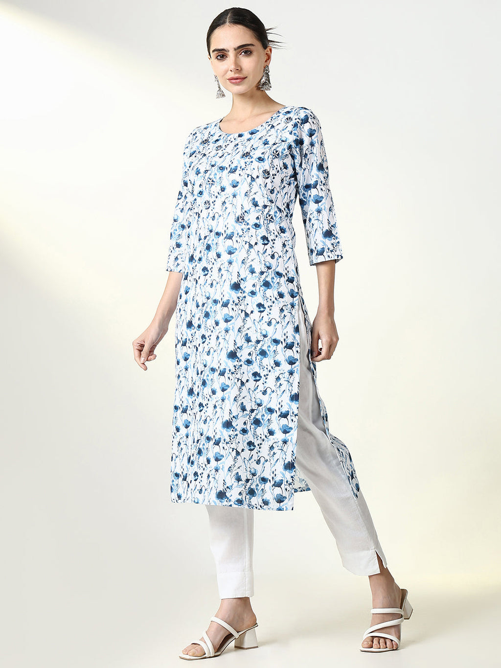Women's White Floral Straight Kurta