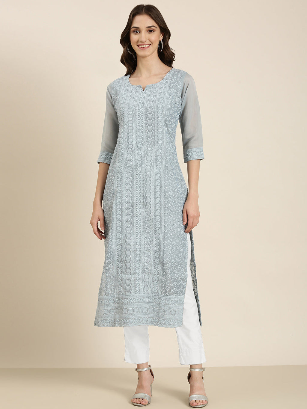 Women's Blue Ethnic Motif Embroidered Straight Kurta