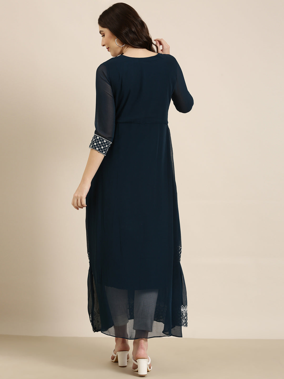 Women's Teal Geometric Embroidered Thread Work Anarkali Kurta