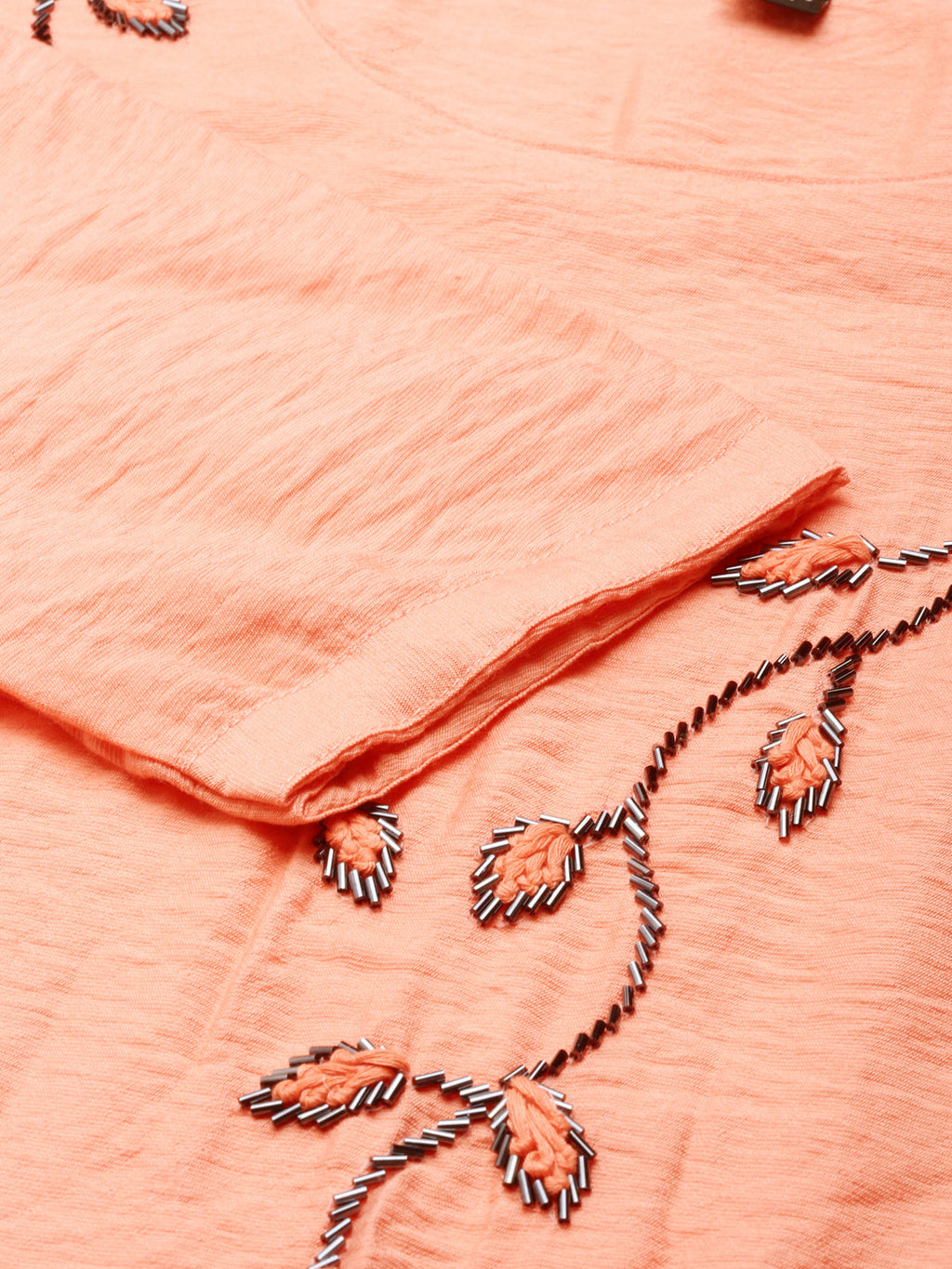 Women's Peach Floral Embroidered Chanderi Straight Silk Kurta