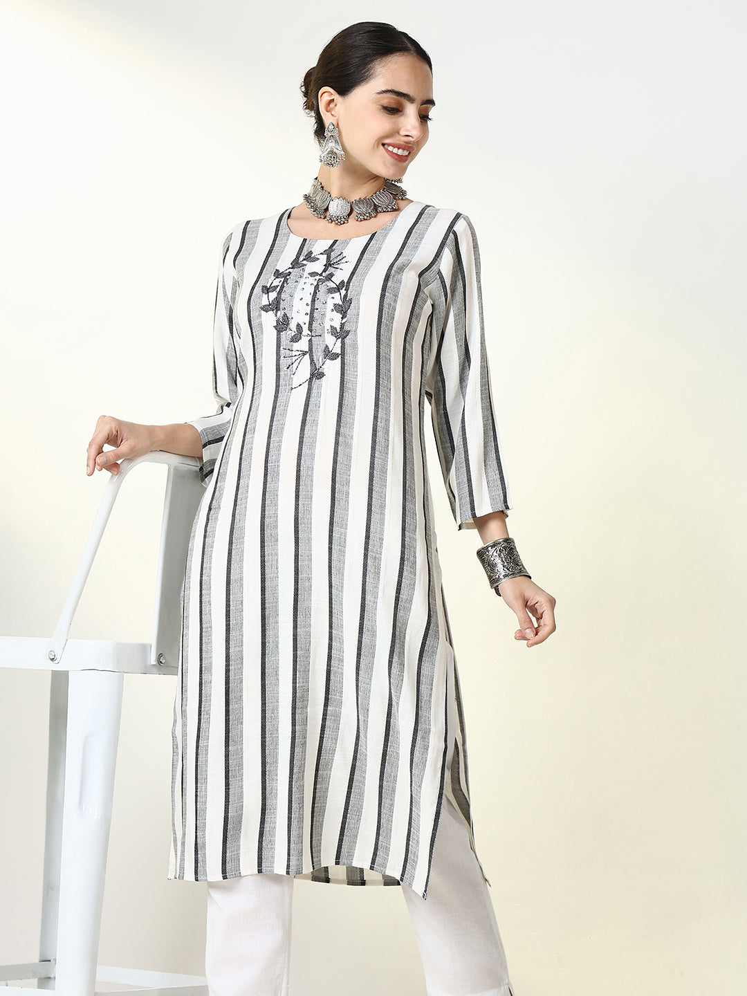 Women's Grey Striped Straight Kurta