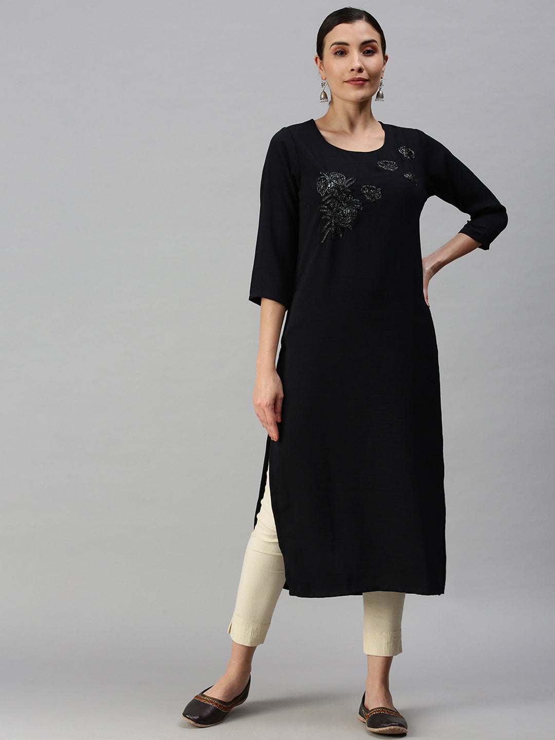 Women's Solid Navy Blue Straight Kurta