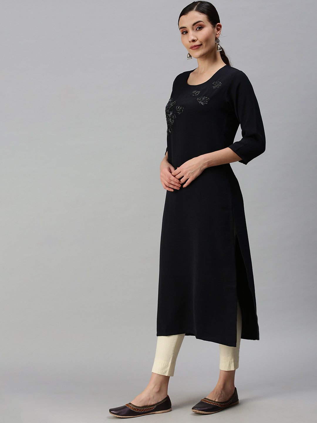 Women's Solid Navy Blue Straight Kurta