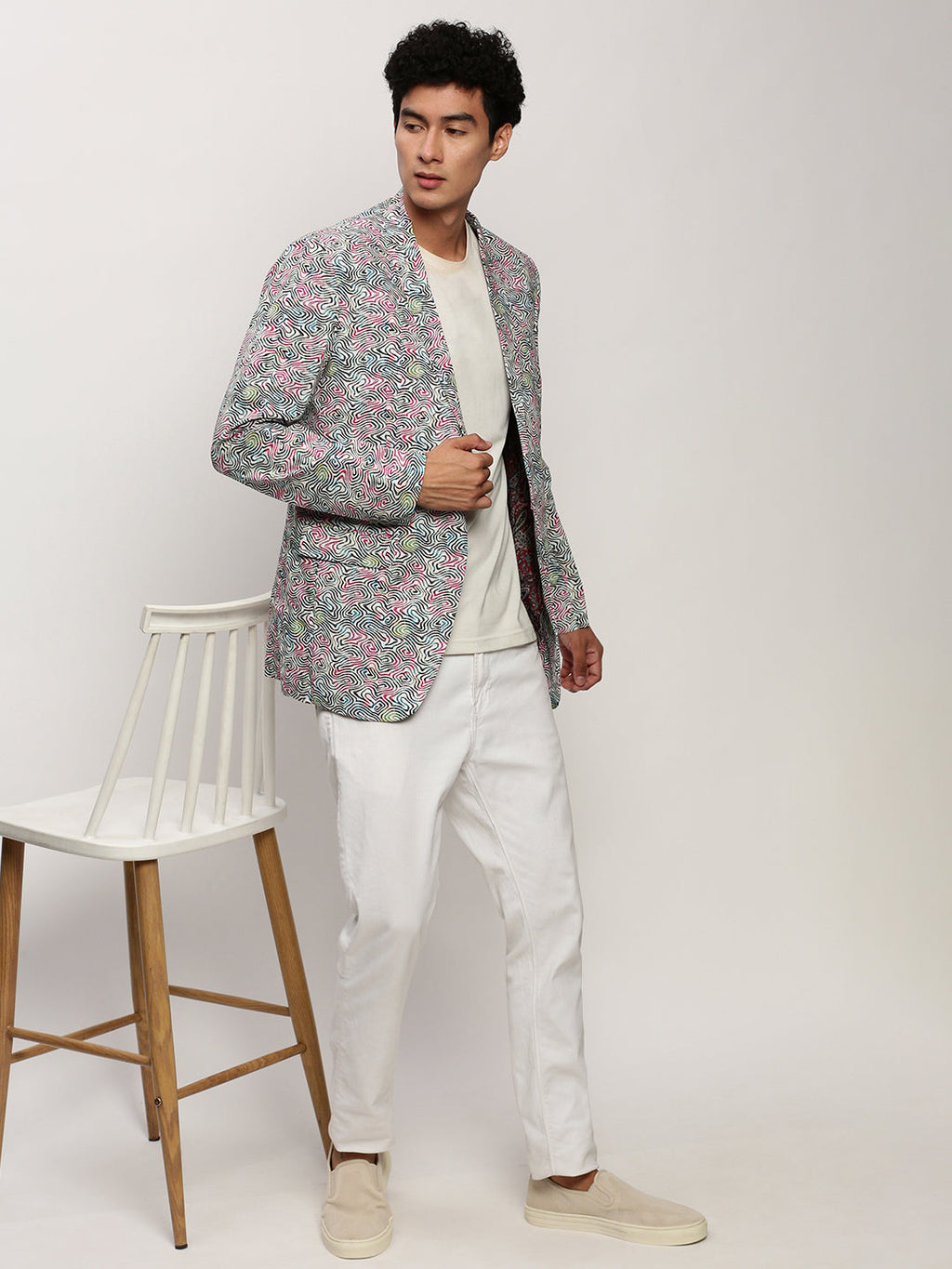 Men's White Abstract Printed Slim-Fit Single-Breasted Cotton Blazer