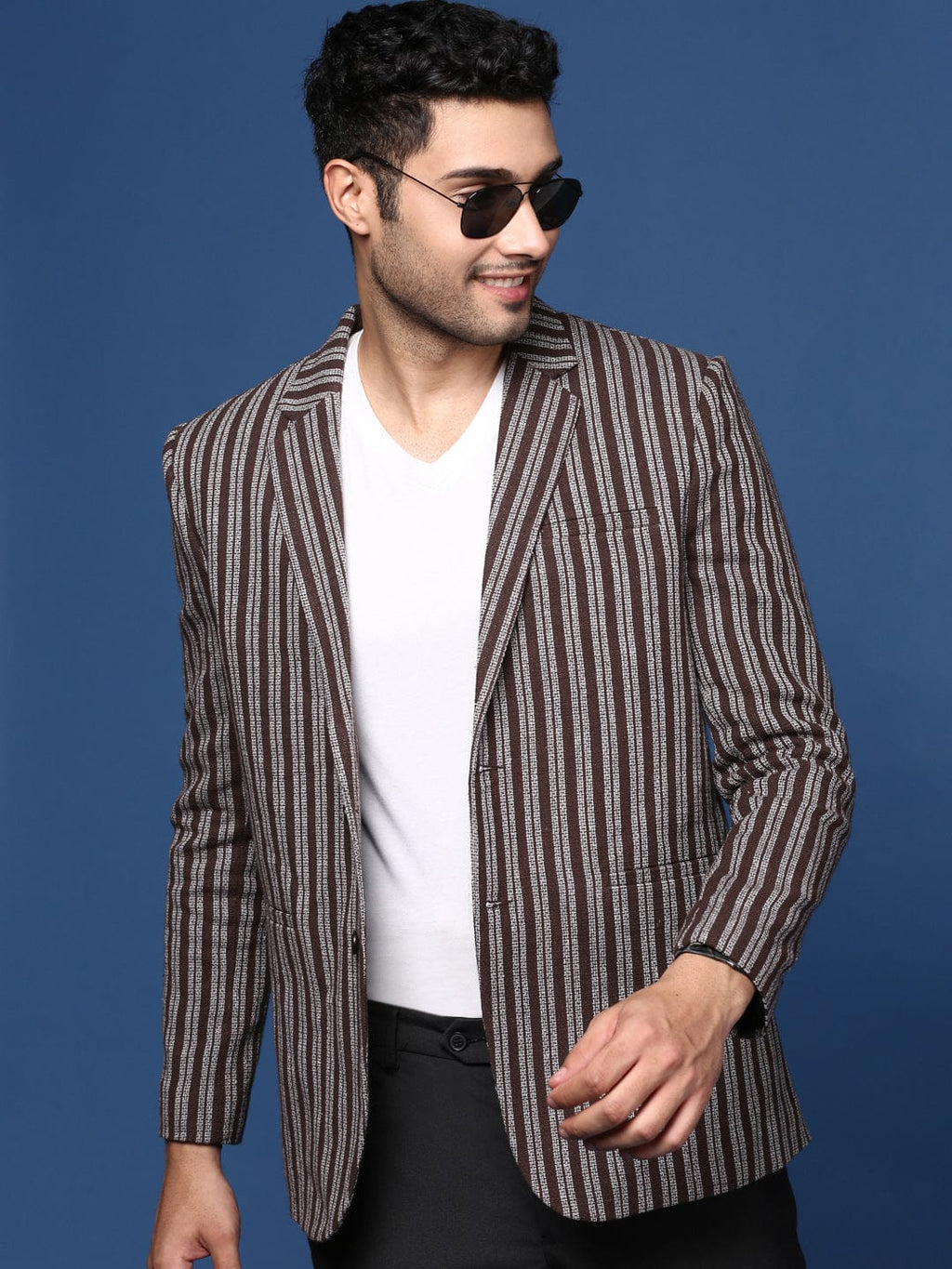 Men's Brown Slim Fit Single Breasted Blazer