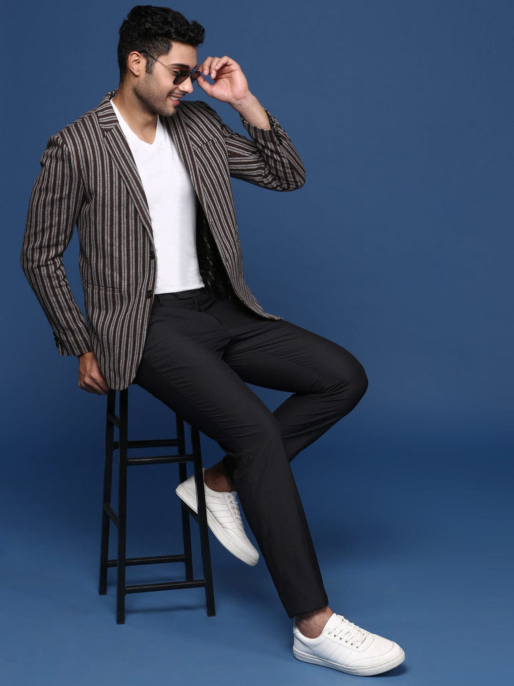 Men's Brown Slim Fit Single Breasted Blazer