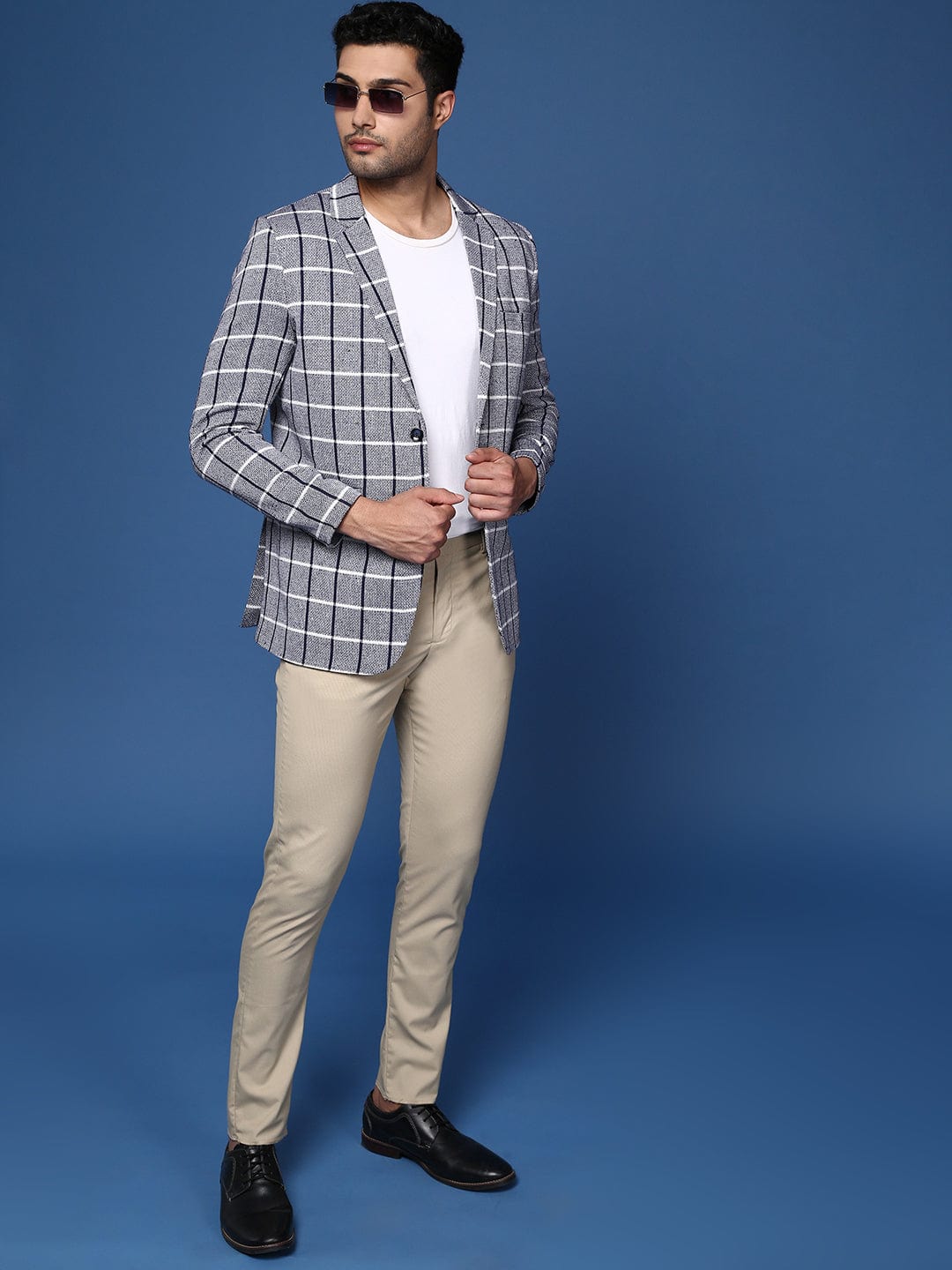 Men's Navy Blue Checked Notched Lapel Slim-Fit Single Breasted Blazers