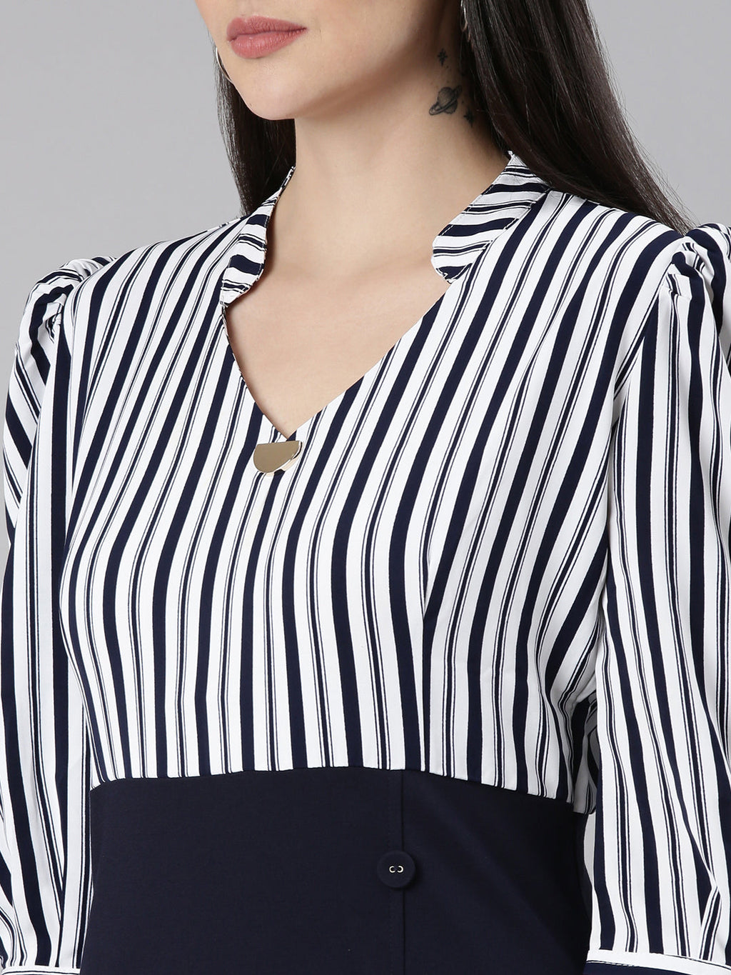 Women's Navy Blue Striped Mandarin Collar Puff Sleeves Sheath Dress
