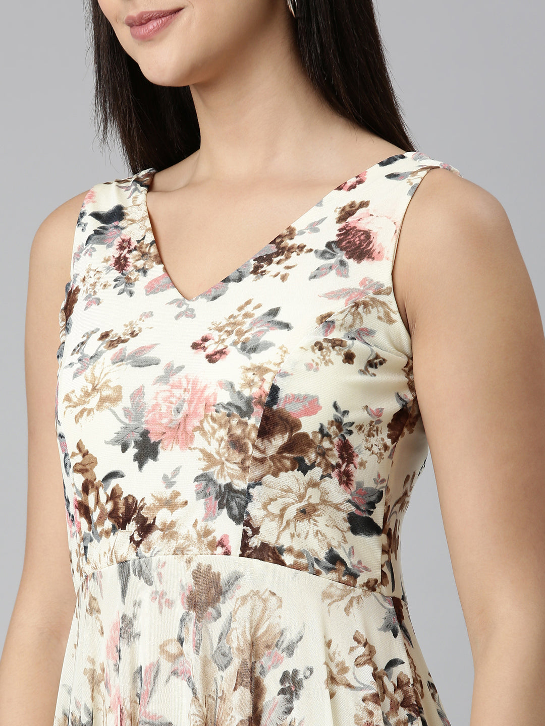 Women's Cream Floral Printed V-Neck Smocked Detailed Fit and Flare Dress