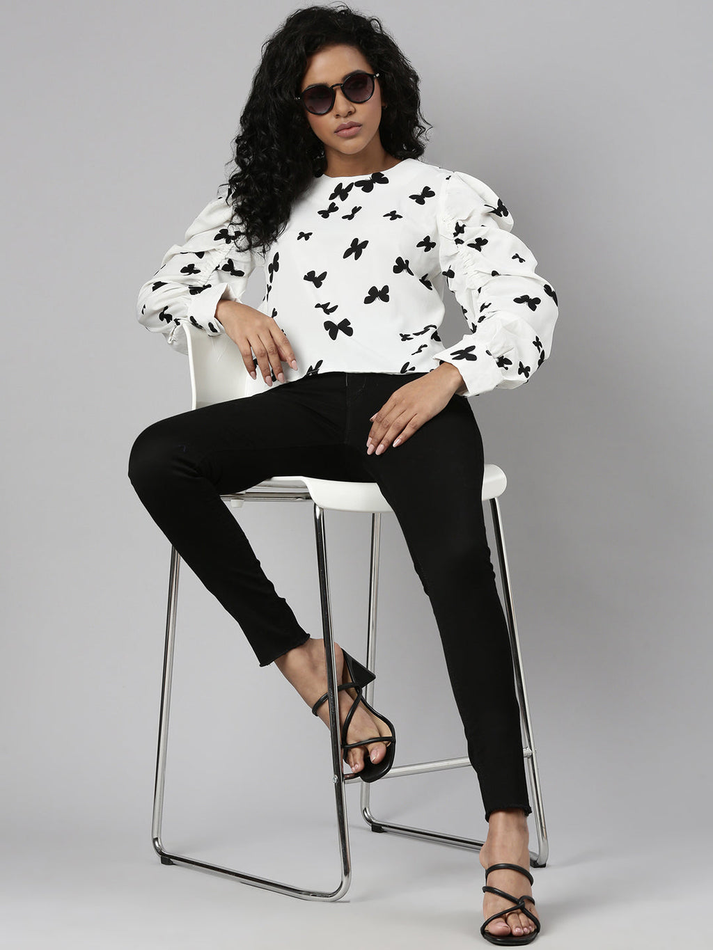 Women's White Conversational Printed Puff Sleeves Blouson Top