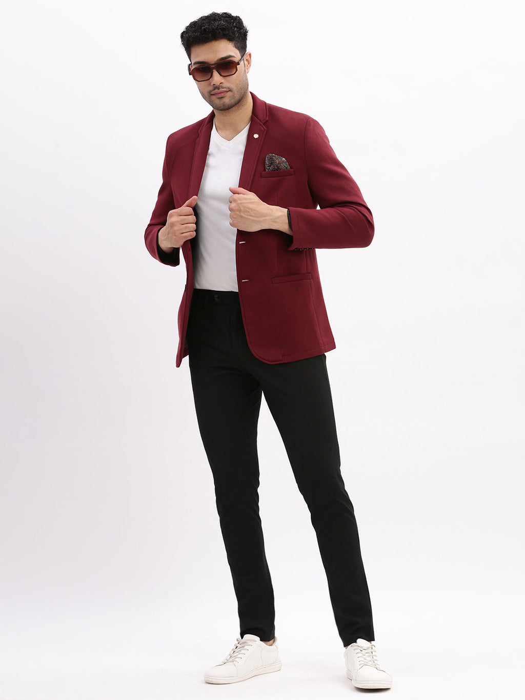 Men's Maroon Solid Single Breasted Blazer