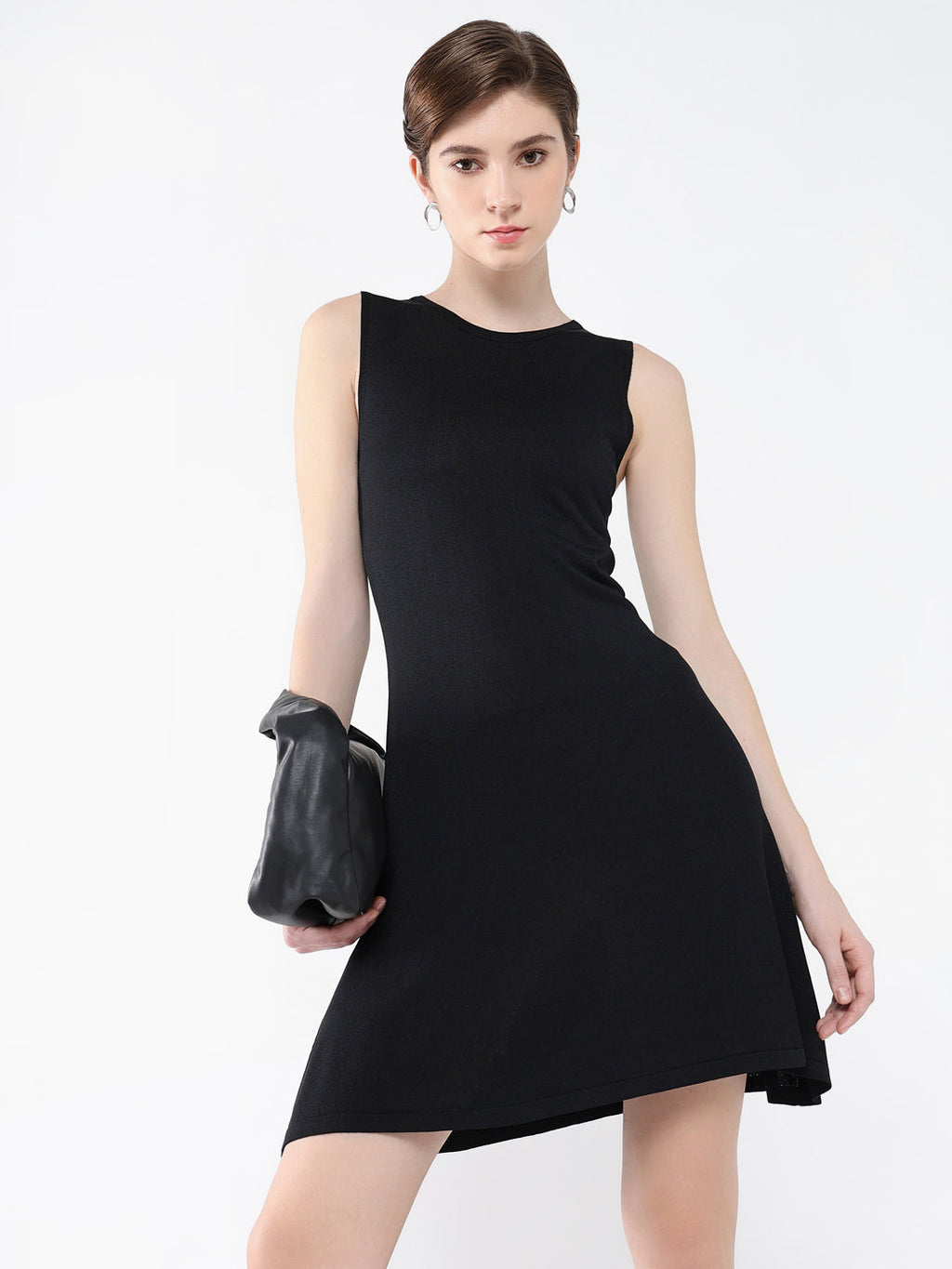 Women's Black Bodycon Sleeveless Round Neck Dress