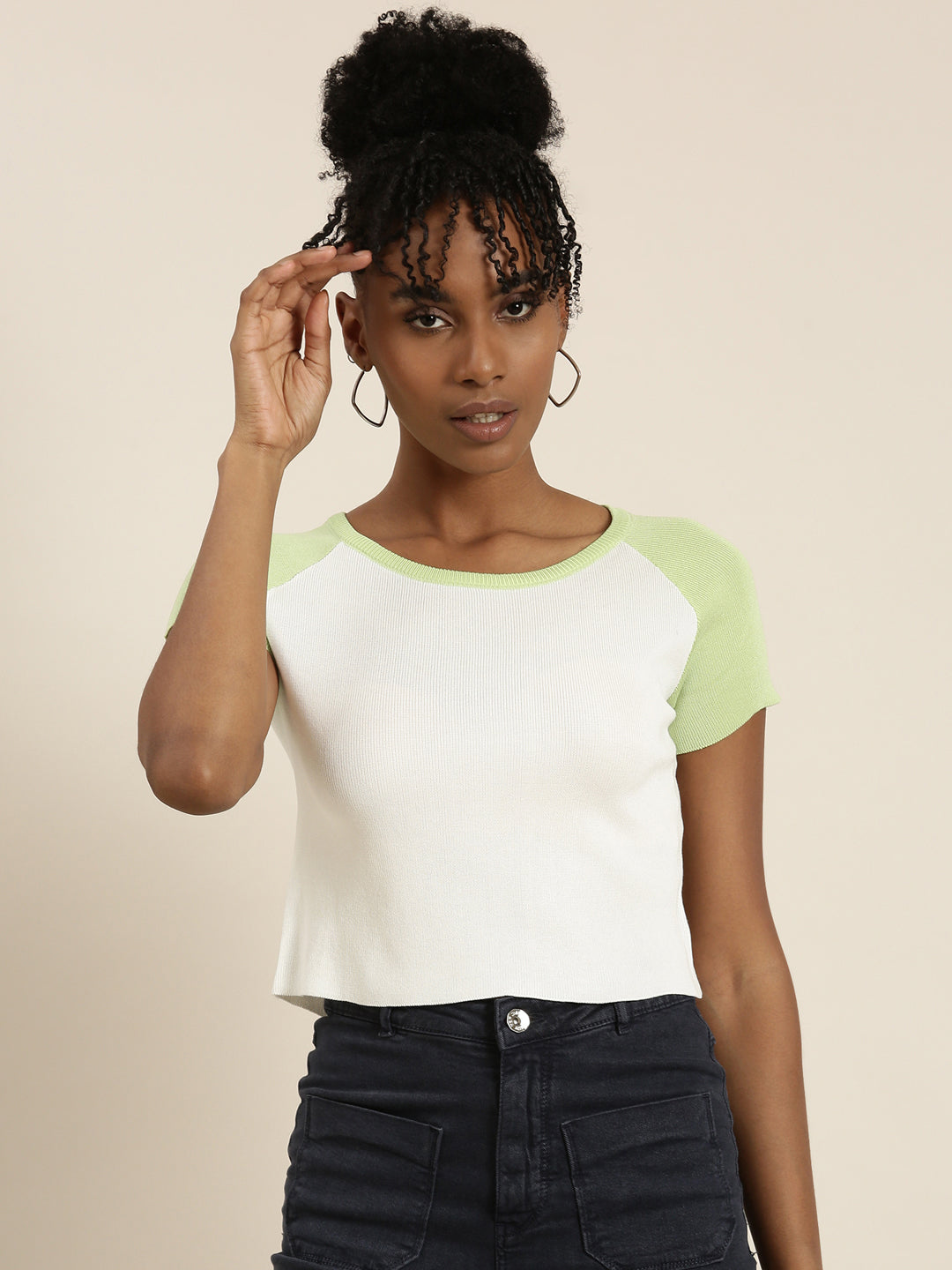 Women's White Colour blocked Round Neck Acrylic Top