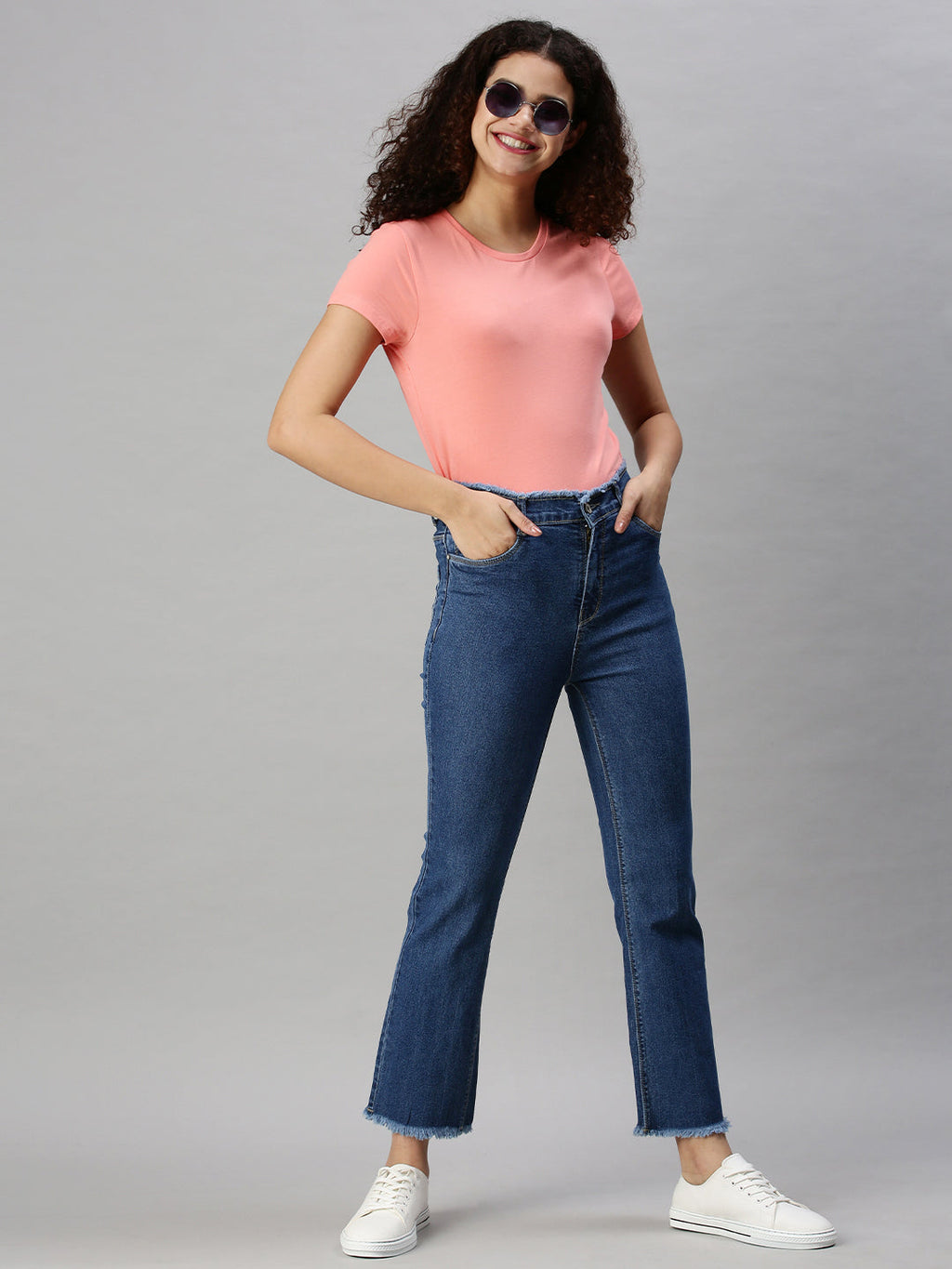 Women's Navy Blue Straight Fit High-Rise Clean Look Jeans