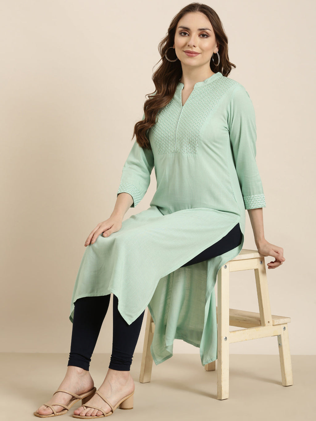 Women's Straight Sea Green Solid Kurta