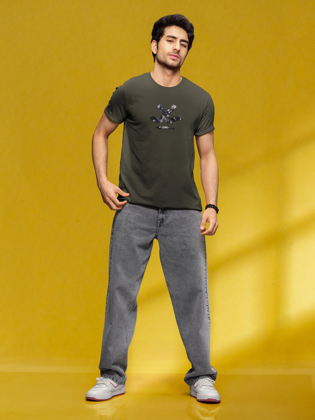 Premium Interlock Base With Dark Floral Logo Brand Carrier Crew Neck T-Shirt | Olive